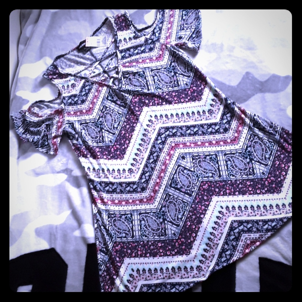 💙Cold-Shoulder Dress sz L💙